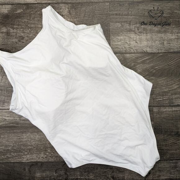 ODIJ Tie Knot Cut Out One Piece Swimsuit Size 3XL - Picture 4 of 4